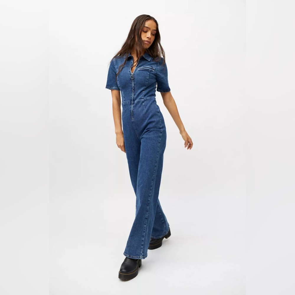 Urban Outfitters Hello Sunshine‎ Denim 70’s Style Jumpsuit Size Small